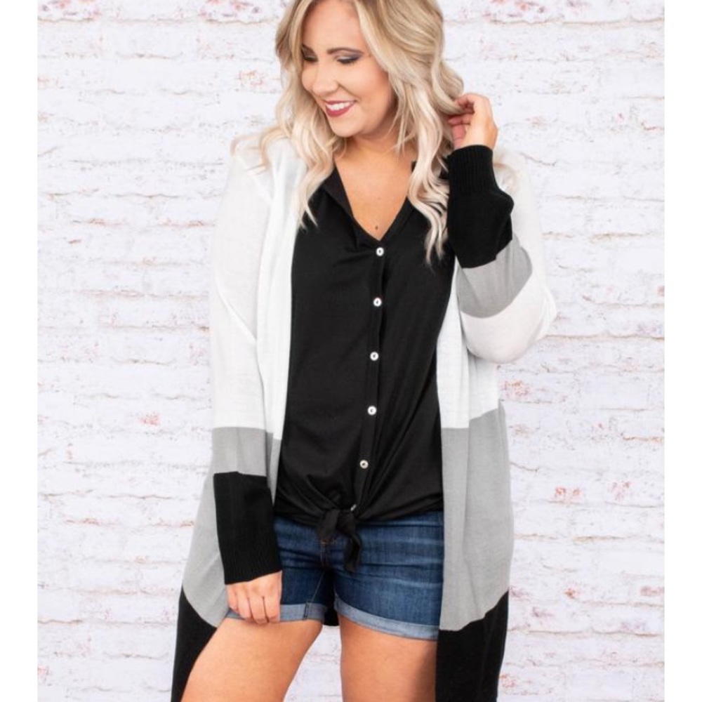 Shine in the City White/Black Cardigan